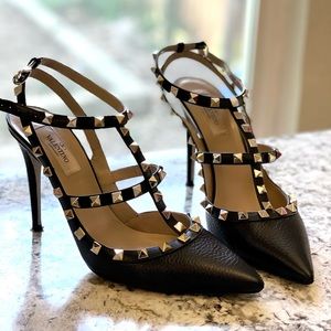 Valentino Rockstud Grainy Leather Pump 100 MM